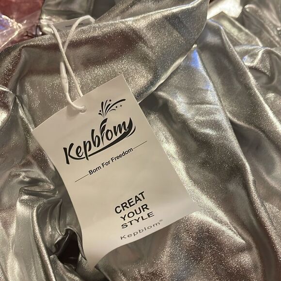 Kepblom Girls Shiny Metallic Mock Neck Unitard Long Sleeve Bodysuit Costume, NWT - Picture 5 of 9